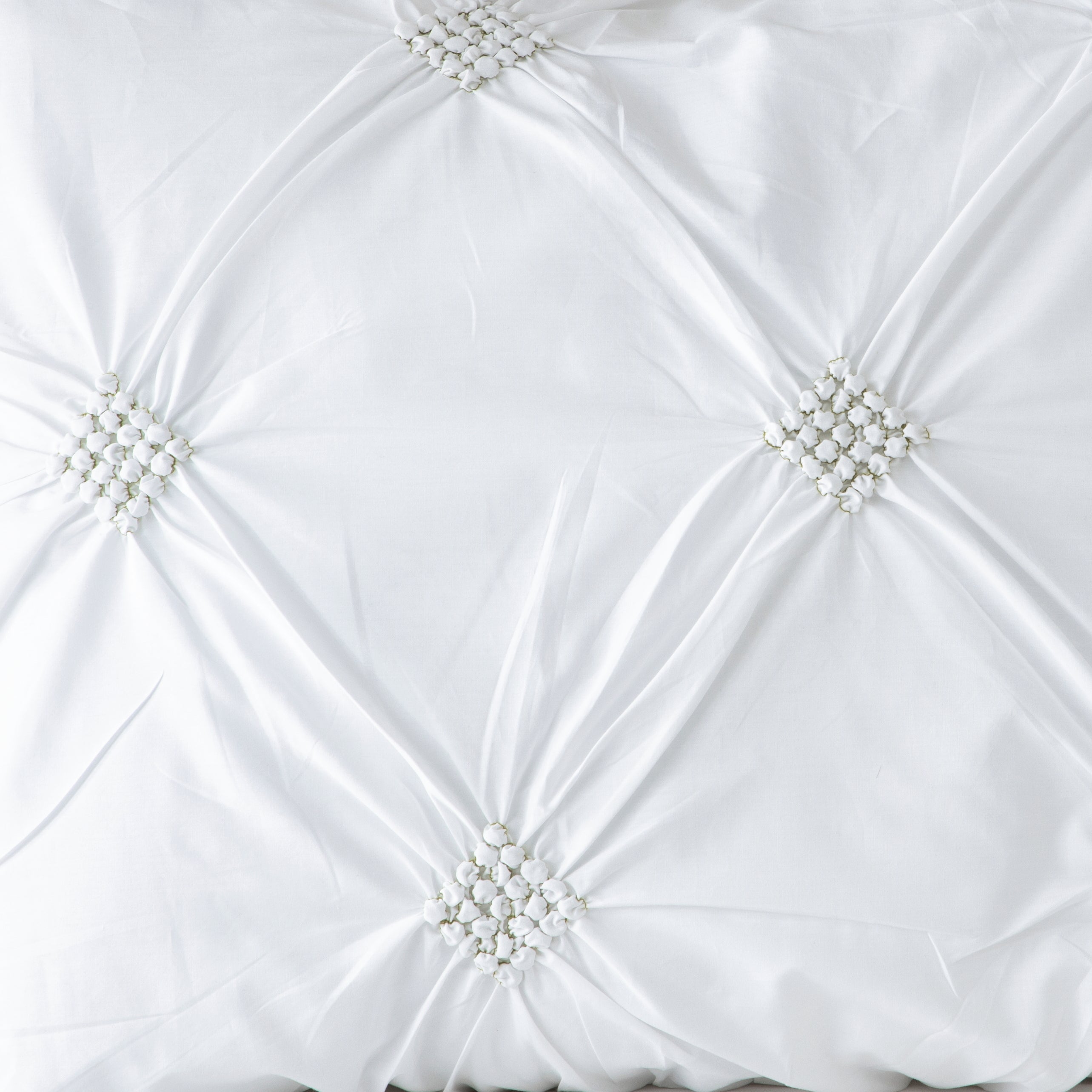 Diamond Rhapsody — organic cotton percale handcrafted rouched diamonds, 200TC, detailed view