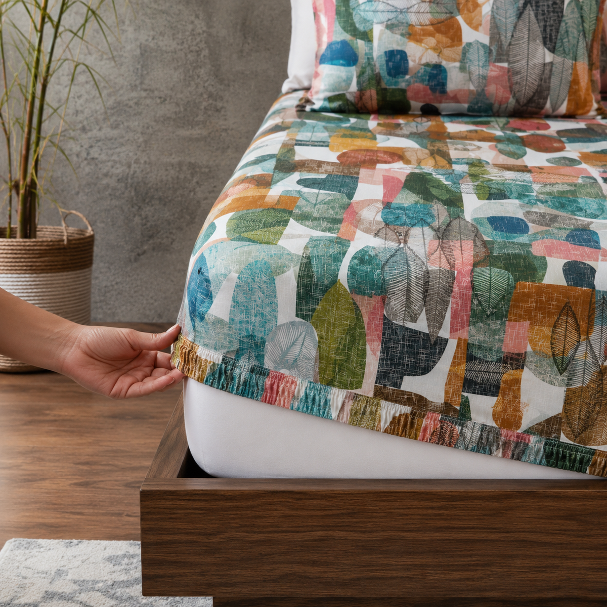 ORGANIC COTTON PRINTED FITTED SHEET SET - FOLIAGE 250TC hero image