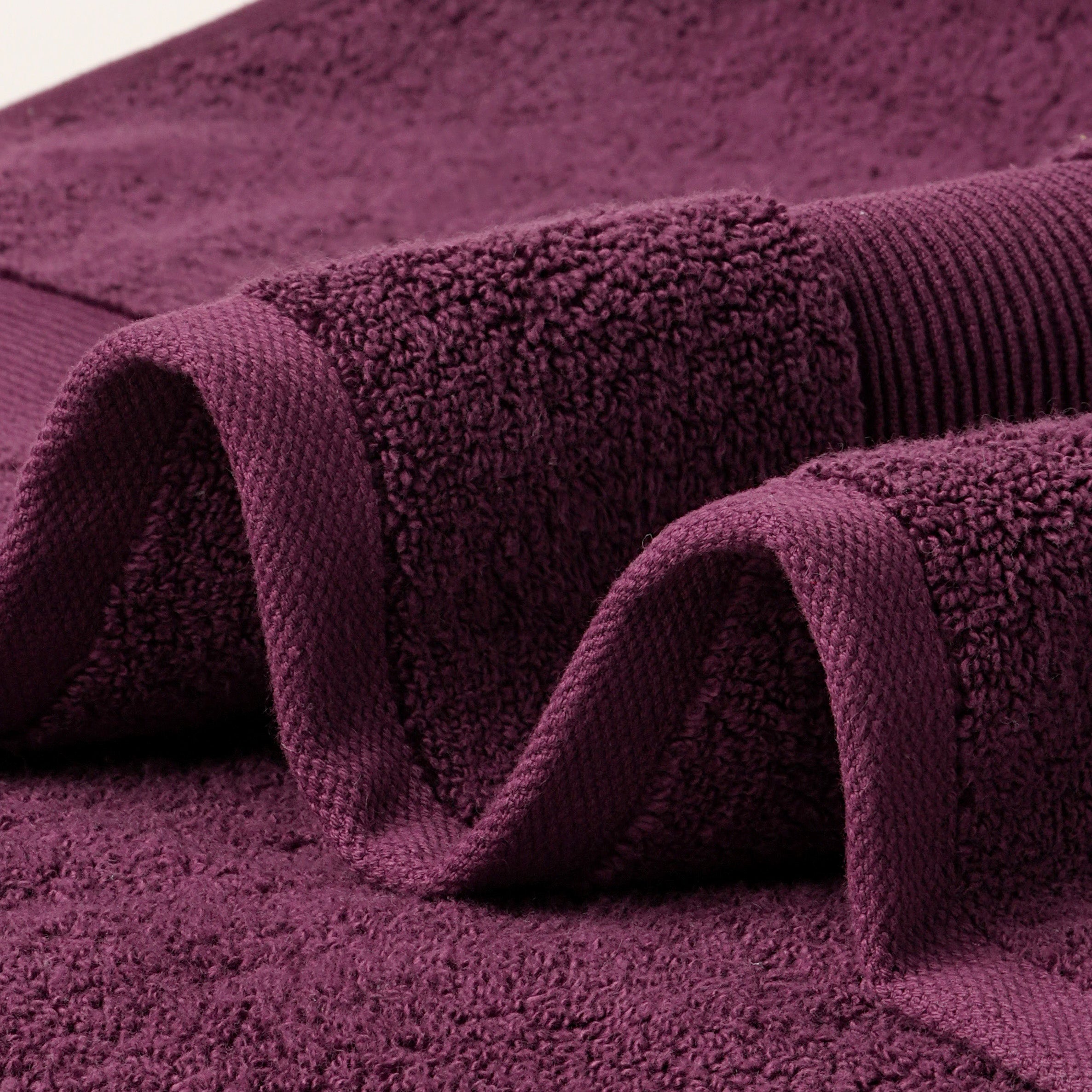 ORGANIC TOWELS 650 GSM "THE ESSENTIALS" SET - ITALIAN PLUM