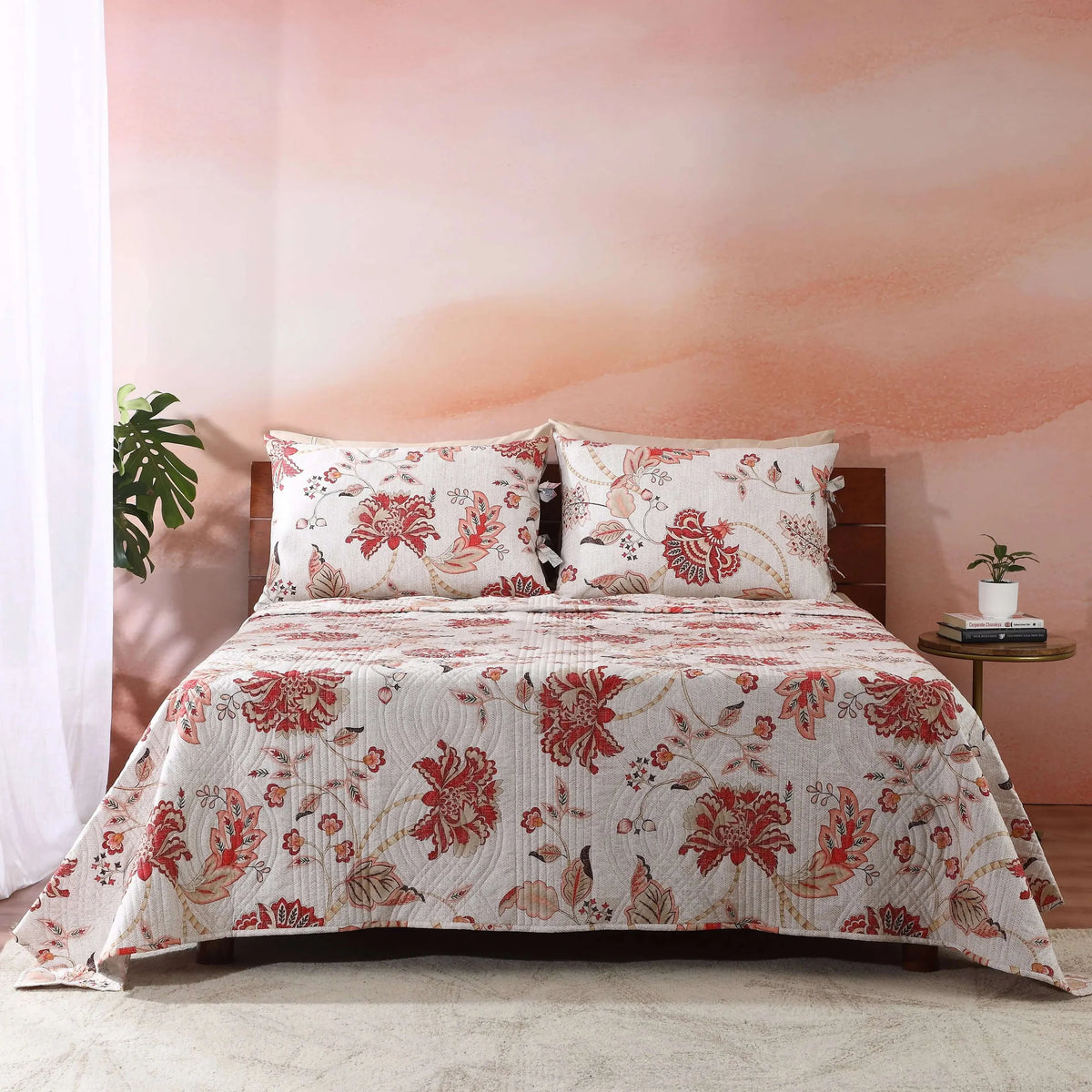 PERCALE REVERSIBLE QUILT SET - JACOBEAN SUMMER full bed view