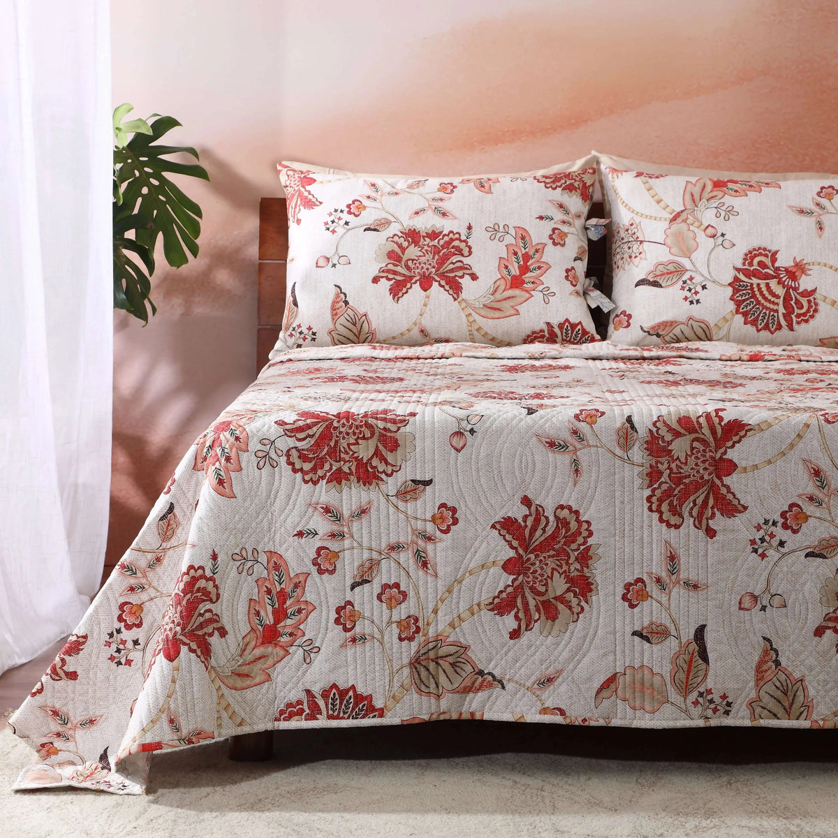 PERCALE REVERSIBLE QUILT SET - JACOBEAN SUMMER left hand view