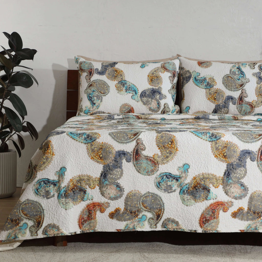 left hand view of COTTON BEDSPREAD SET - KYRA
