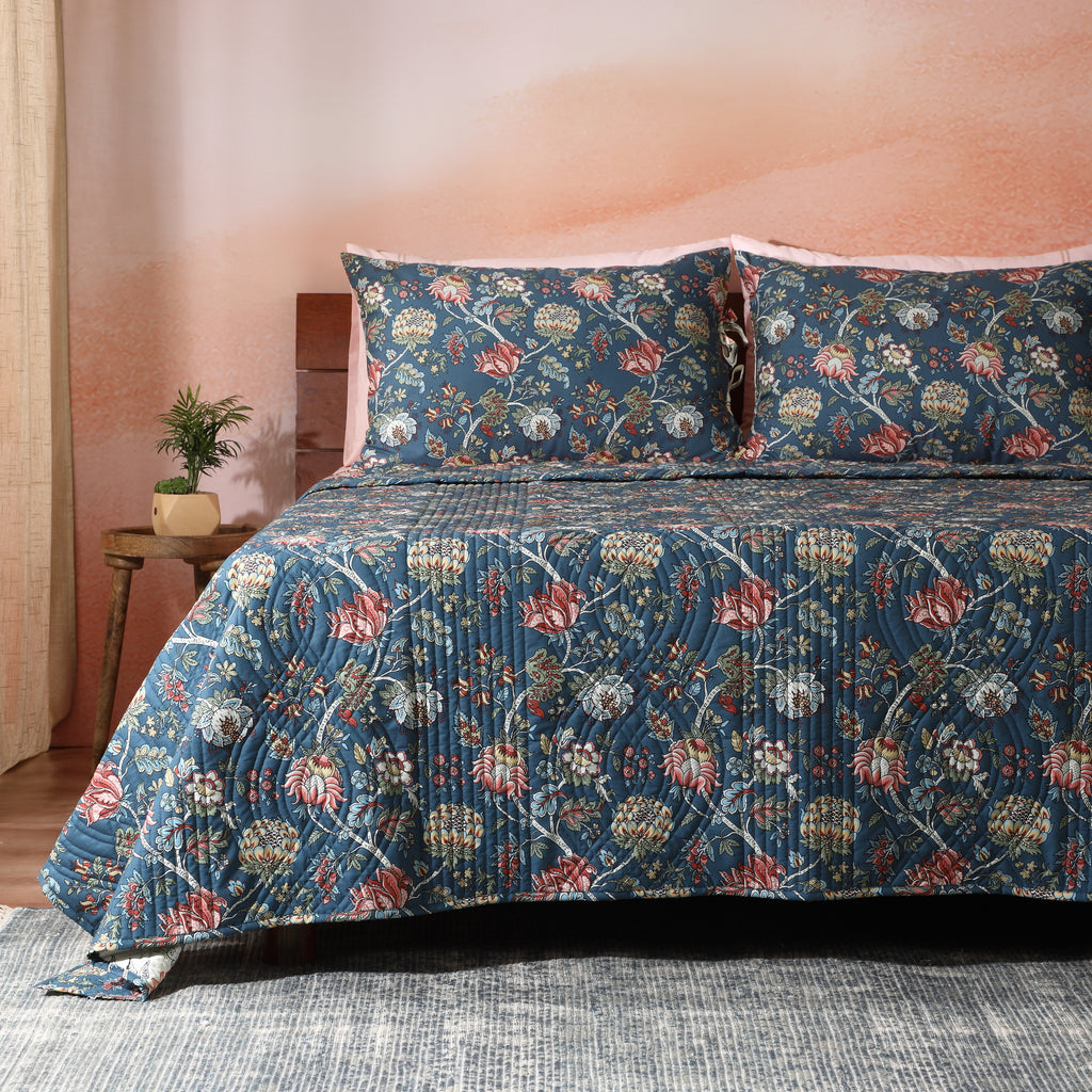 Percale Reversible Quilt Set Chintz Percale teal jacobean floral full bed Whites of London