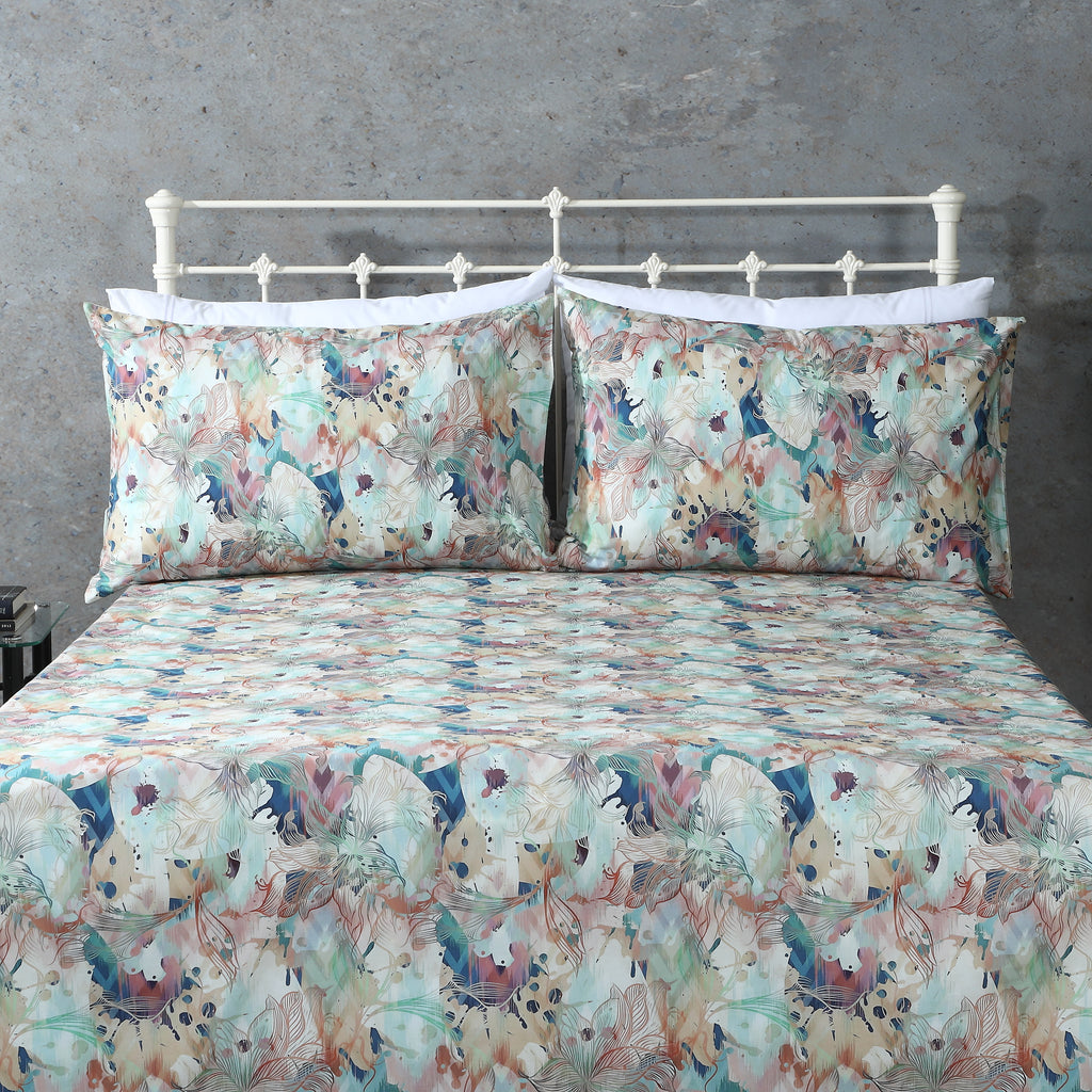 GOTS Certified Organic Cotton Percale Printed Sheet Set Florentine 250TC - Full Bed View. Whites of London 