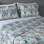 Florentine Percale Reversible Quilt Set - Reverse Print Detail Close Up