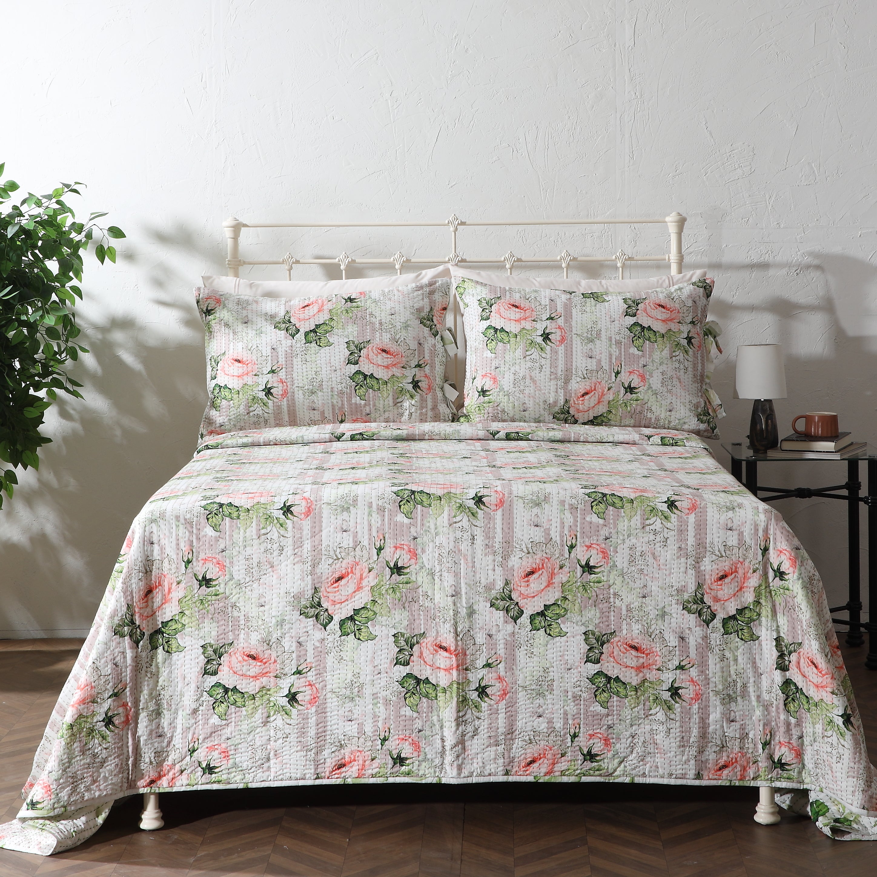 Whites of London NZ REVERSIBLE COTTON BEDSPREAD SET - WHISPERING ROSE image 2