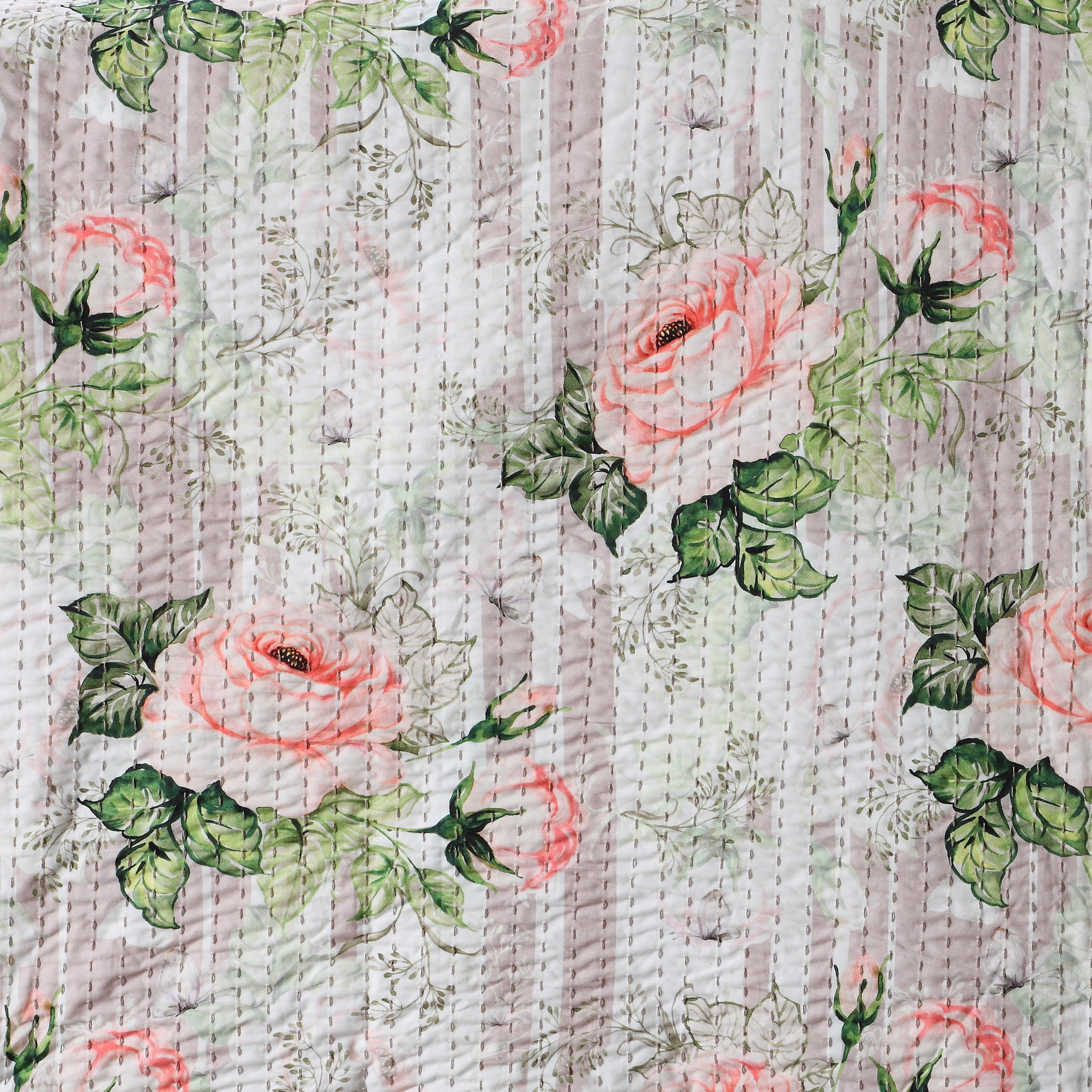 Whites of London NZ REVERSIBLE COTTON BEDSPREAD SET - WHISPERING ROSE close up image