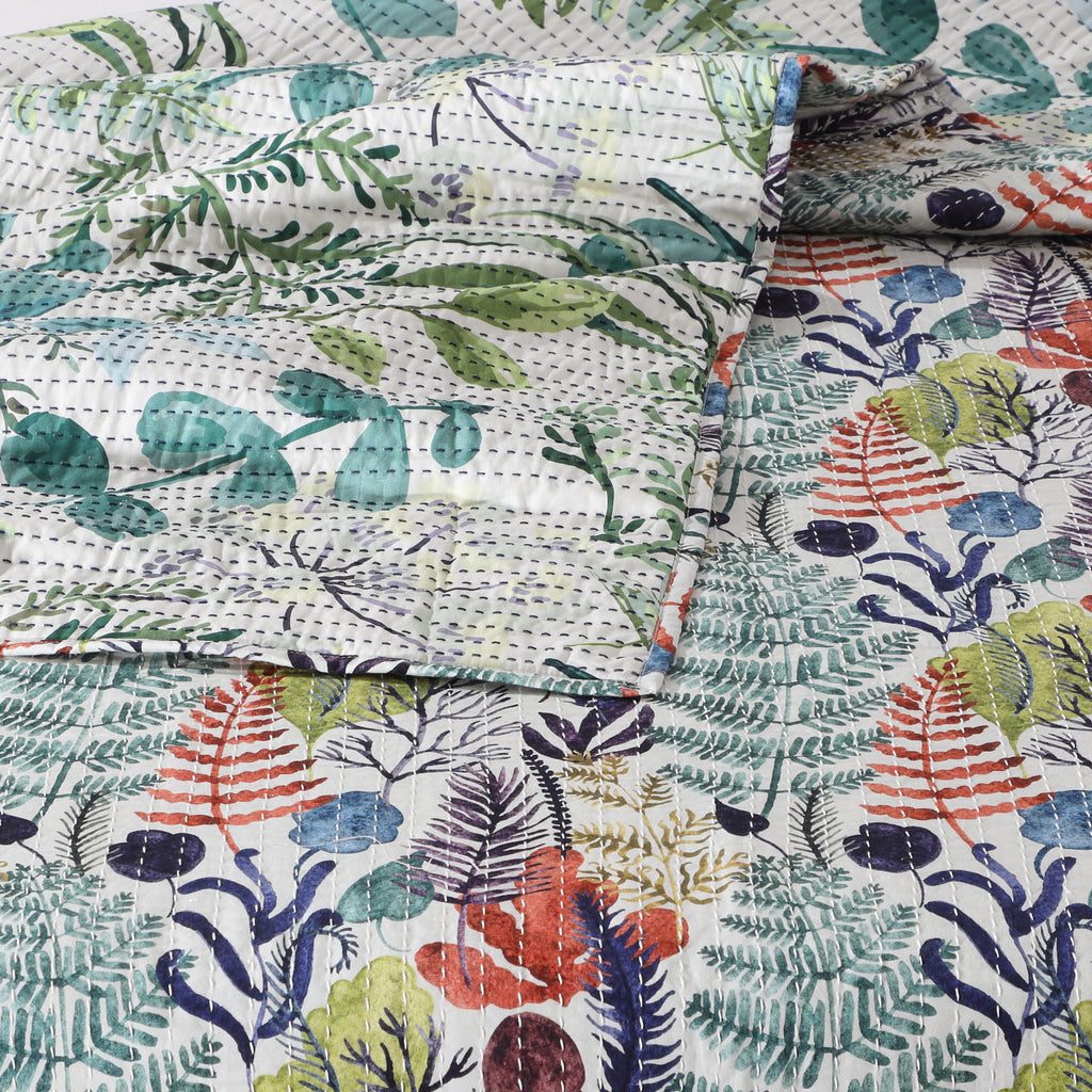 CLOSE OF BOTH SIDES - WHITES OF LONDON NZ - REVERSIBLE COTTON BEDSPREAD SET 