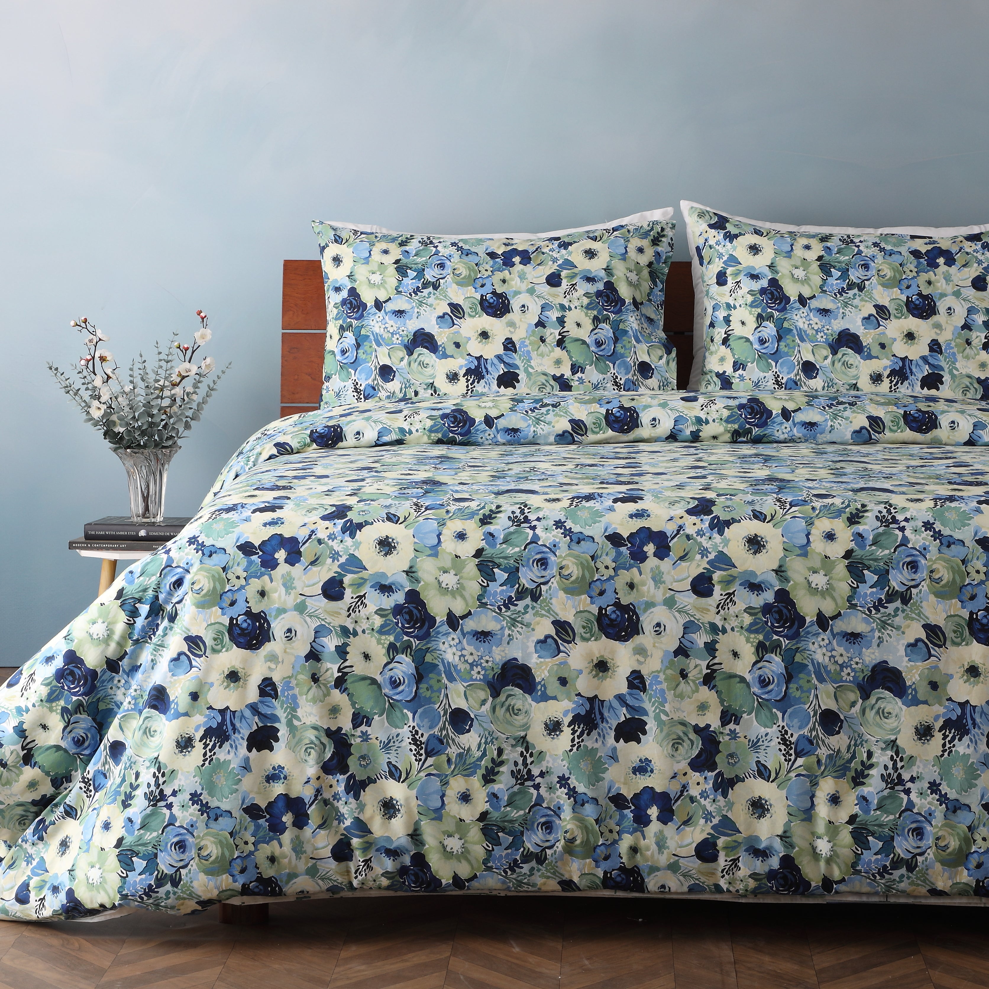 left hand side look Whites of London NZ REVERSIBLE PRINTED DUVET COVER SET - GARDENIA 250TC 