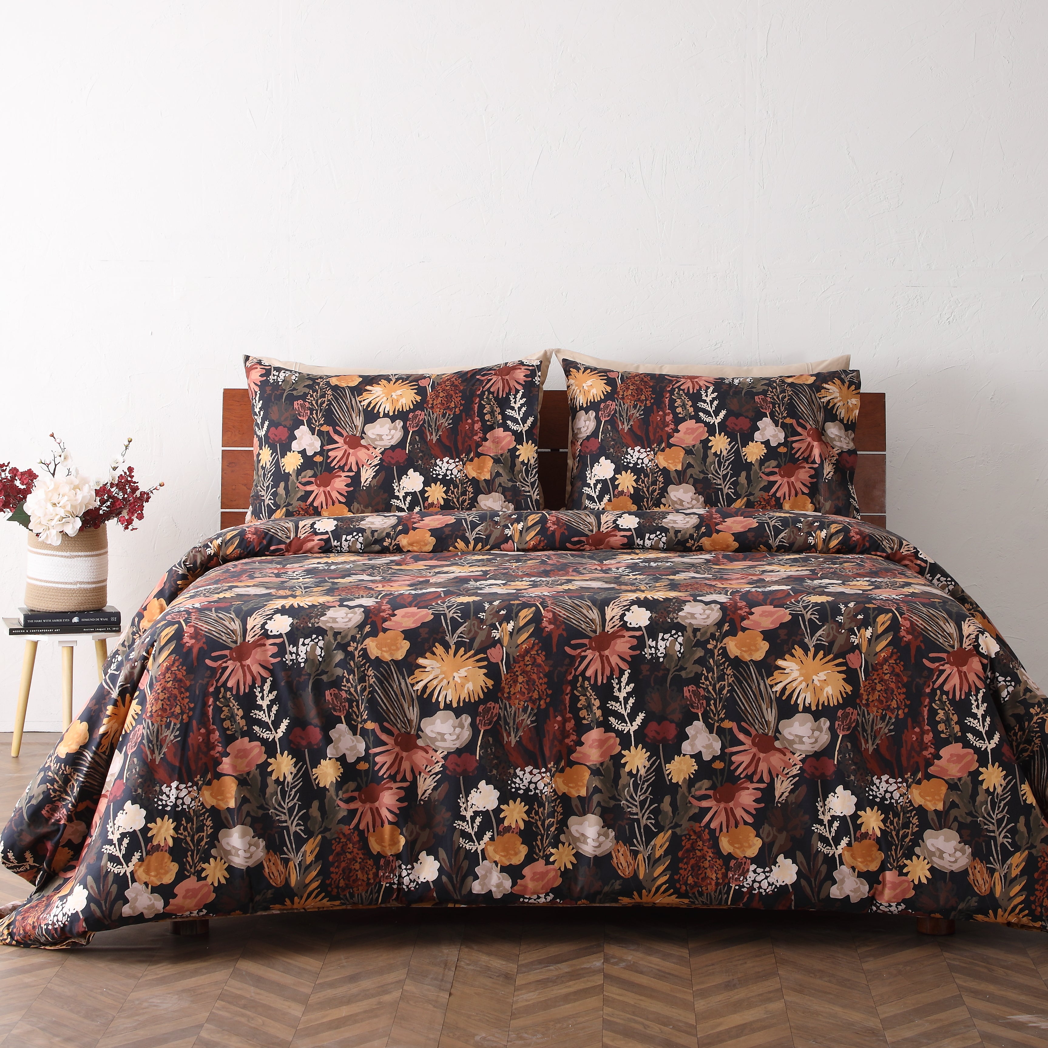 Whites of London NZ REVERSIBLE PRINTED DUVET COVER SET - EMBER GARDEN 250TC show casing Ember garden 
