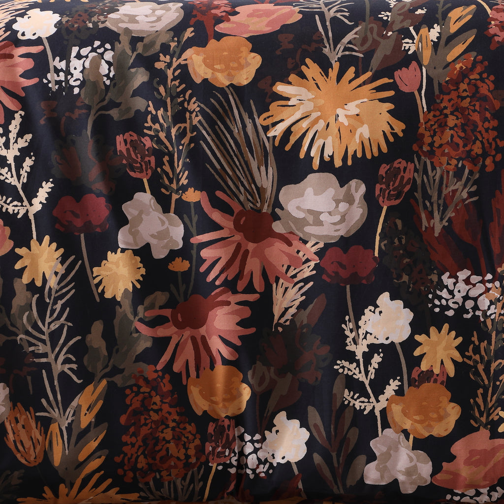 close up of Whites of London NZ REVERSIBLE PRINTED DUVET COVER SET - EMBER GARDEN 250TC 