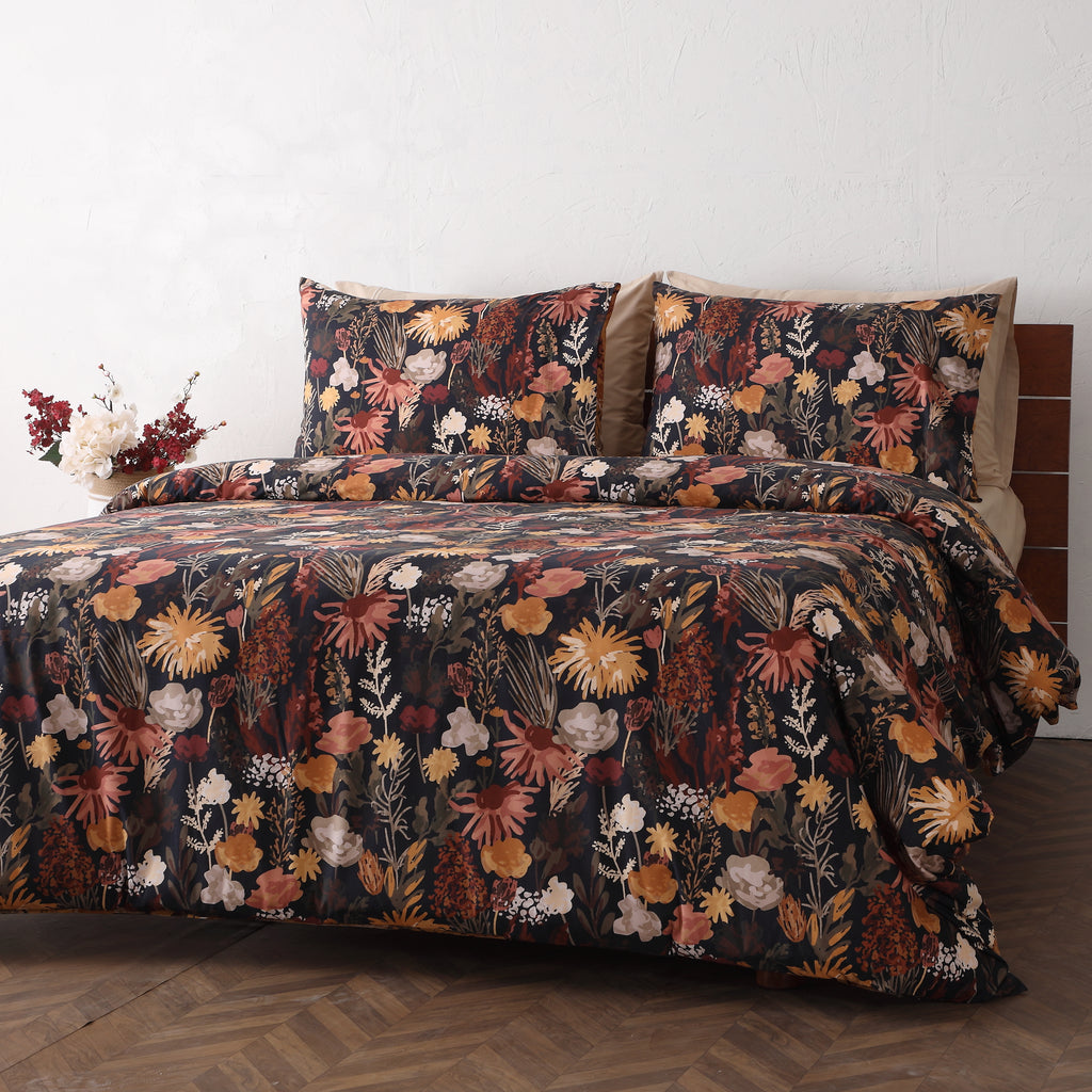 right hand side  Whites of London NZ REVERSIBLE PRINTED DUVET COVER SET - EMBER GARDEN 250TC 