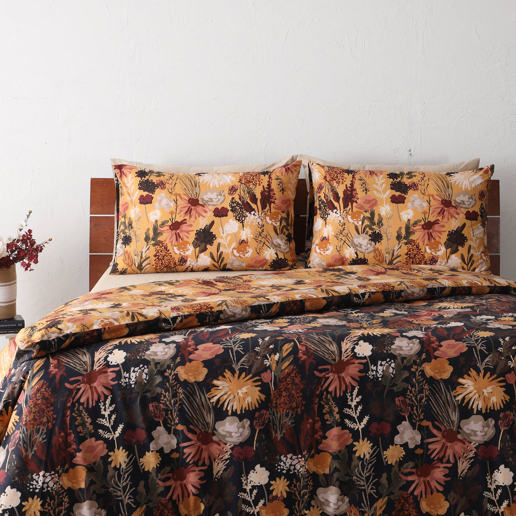 pillowcases of the Whites of London NZ REVERSIBLE PRINTED DUVET COVER SET - EMBER GARDEN 250TC 