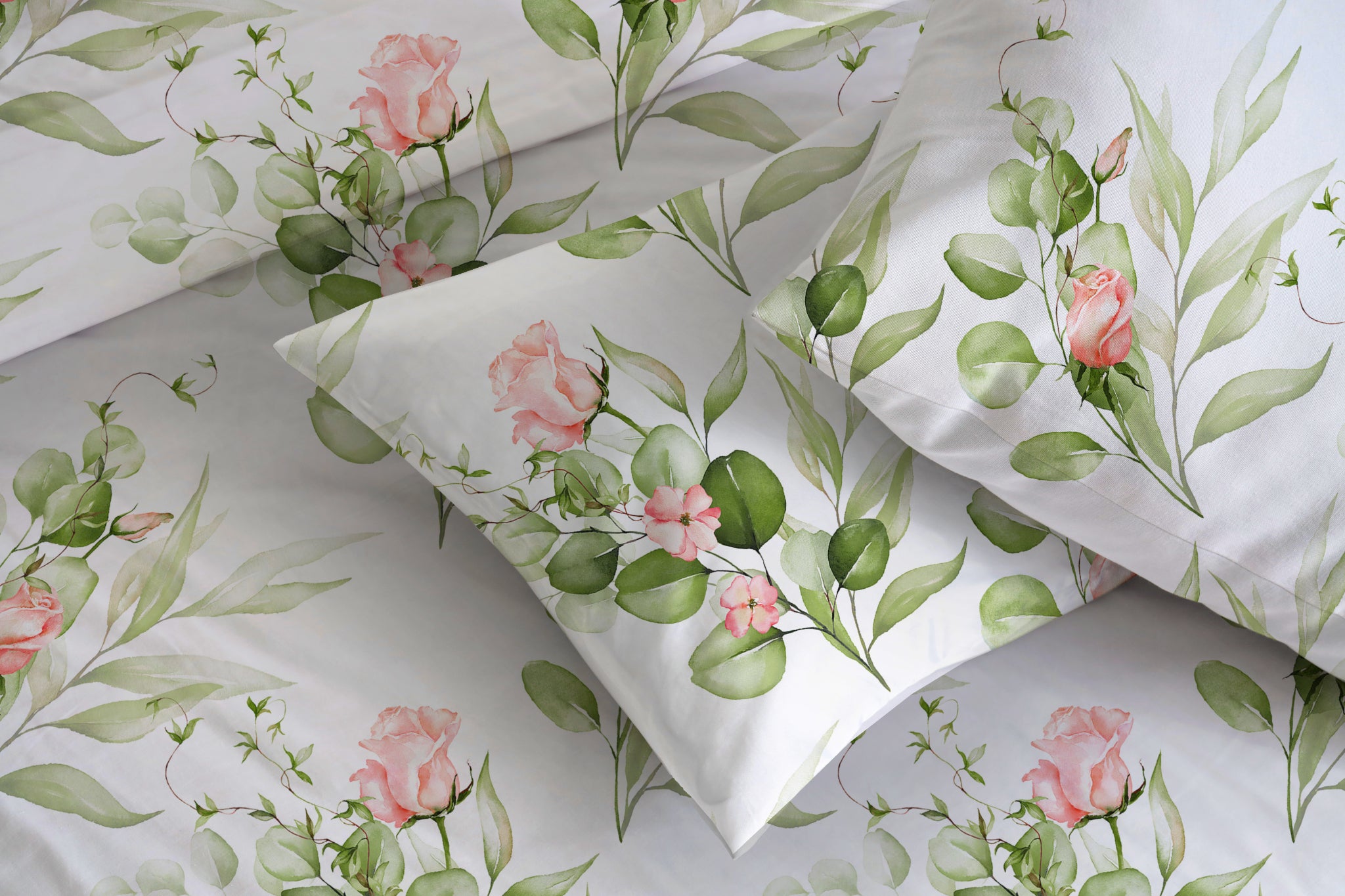 extreme close up of the Whites of London NZ Rambling Rose GOTS certified Organic Cotton Printed Fitted Sheet Set 250TC 