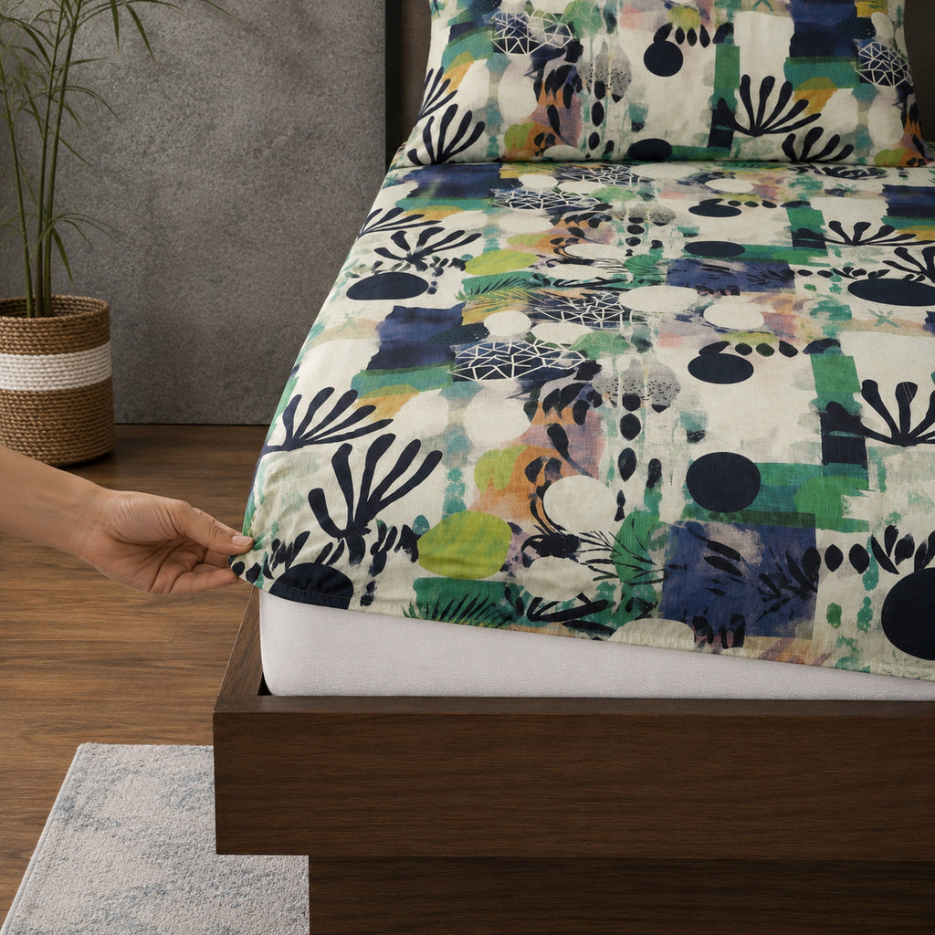 ORGANIC COTTON PRINTED FITTED SHEET SET - SAFARI 250TC hero image
