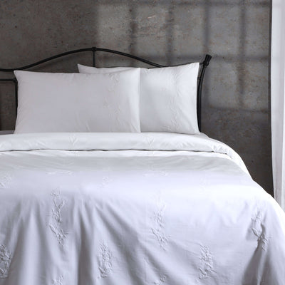Whites of London Vintage Floral 250 TC GOTS certified organic cotton embroidered duvet cover set – white New Zealand