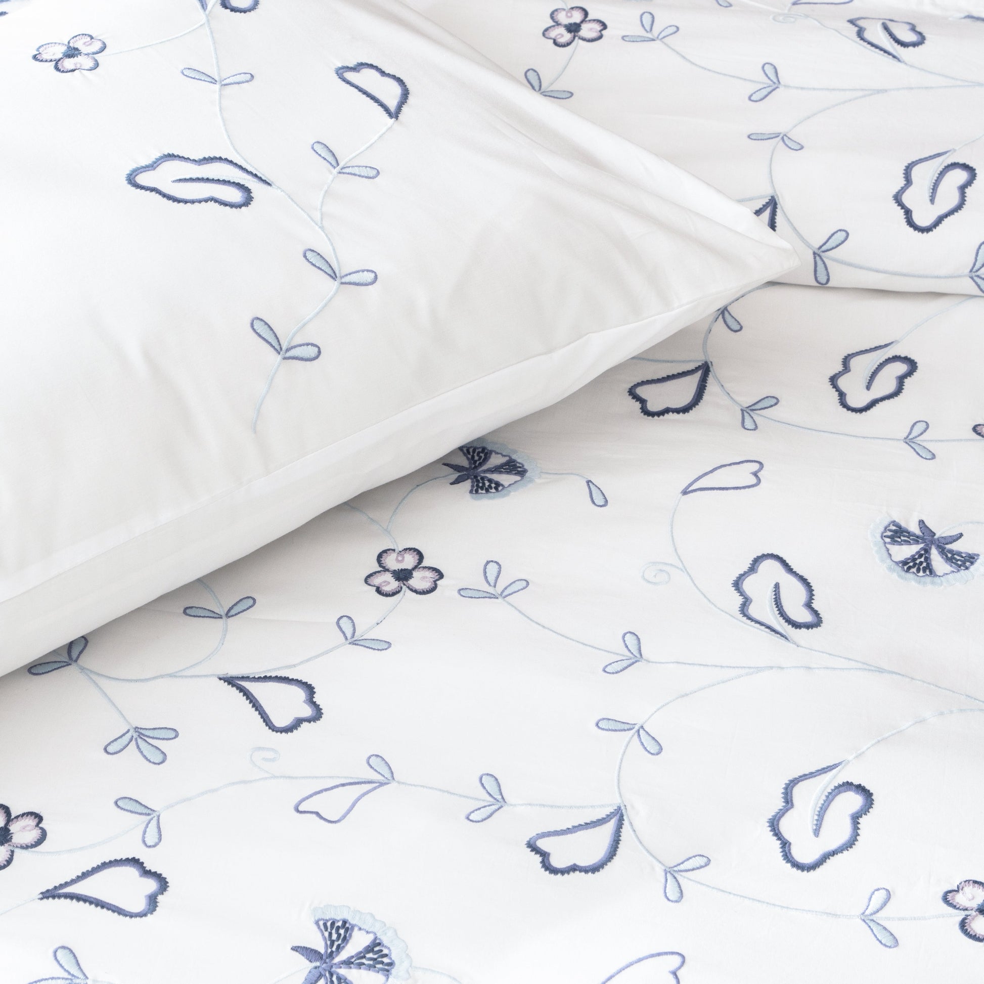 Paradiso — organic cotton percale embroidered duvet cover set, 200 TC, french inspired, blue accents, detailed view